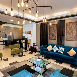 Wyndham Garden Hotel