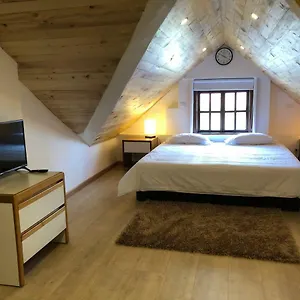 Casa Del Arupo Hostel