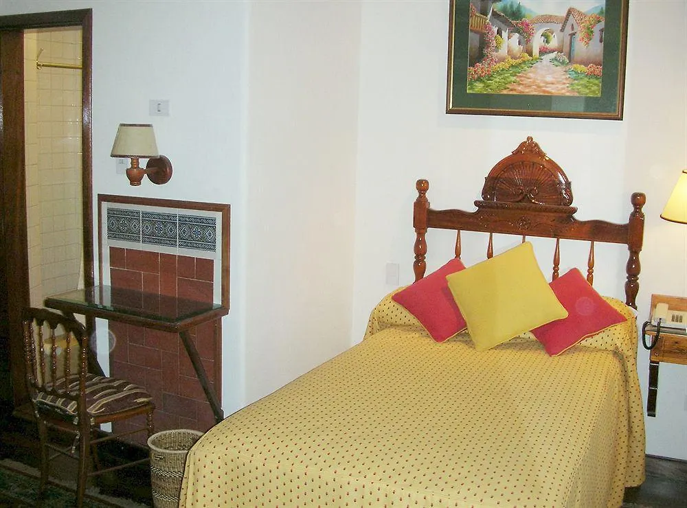 Hotel El Relicario Del Carmen Quito